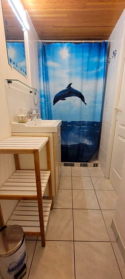 Studio Tranquillo avec piscine et salle de sport