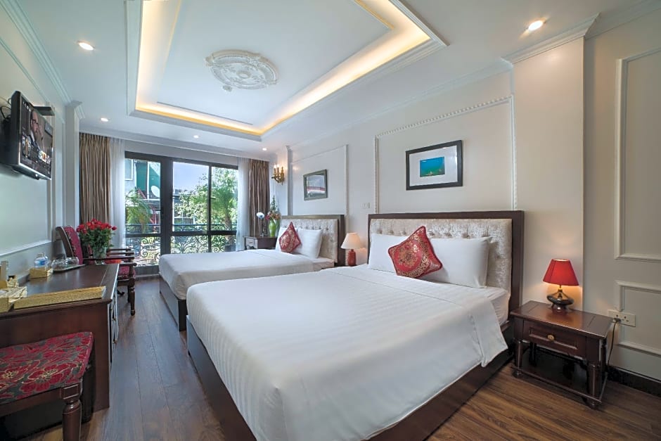 Golden Sail Hotel & Spa