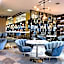 Courtyard by Marriott Warsaw Airport