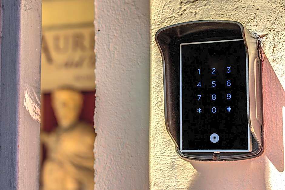 Aurelius Art Gallery Hotel