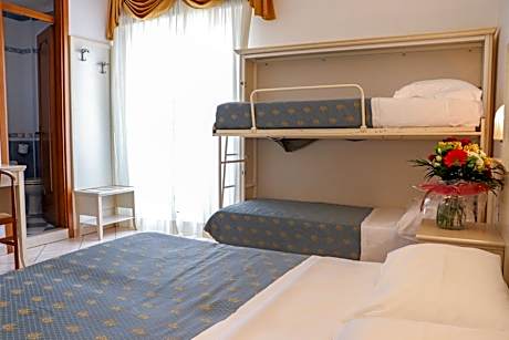 Economy Quadruple Room