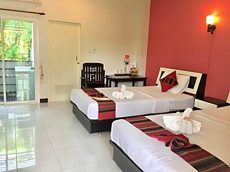 Standard Twin with Breakfast