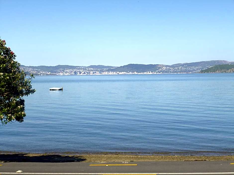 Breakaway at York Bay