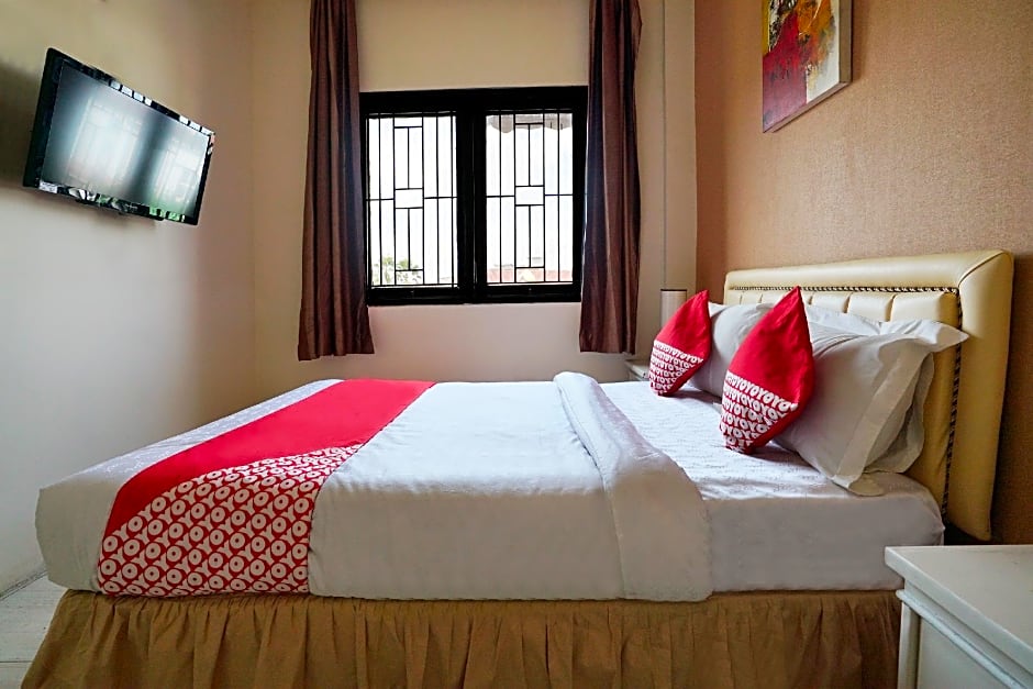 OYO 306 Koen Residence Near RS Gandaria