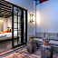 Villa Garita, 6BR Designer Villa with Heated Pool in Centro