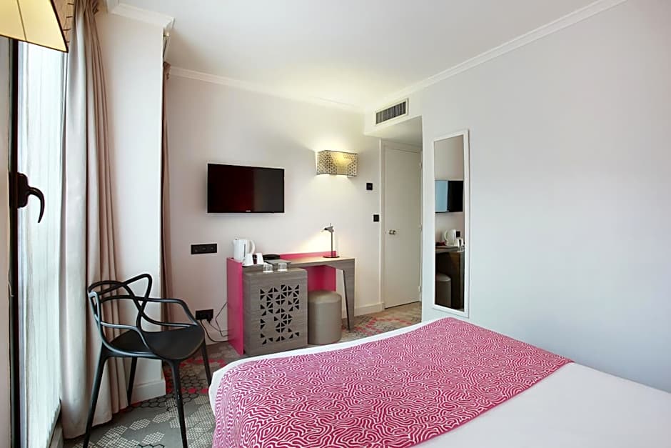 Hotel Eiffel Capitol