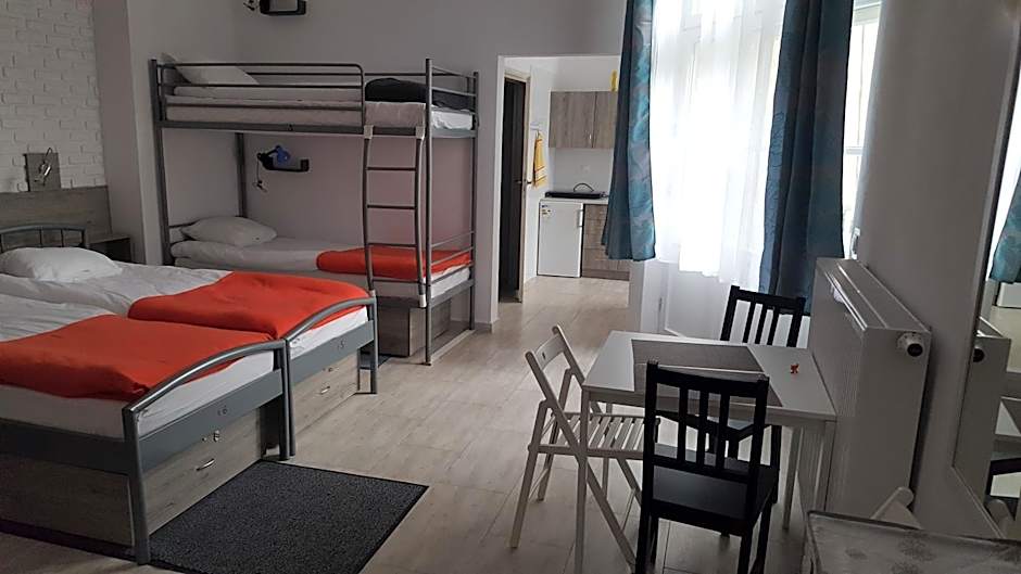 Hostel Lwowska 11