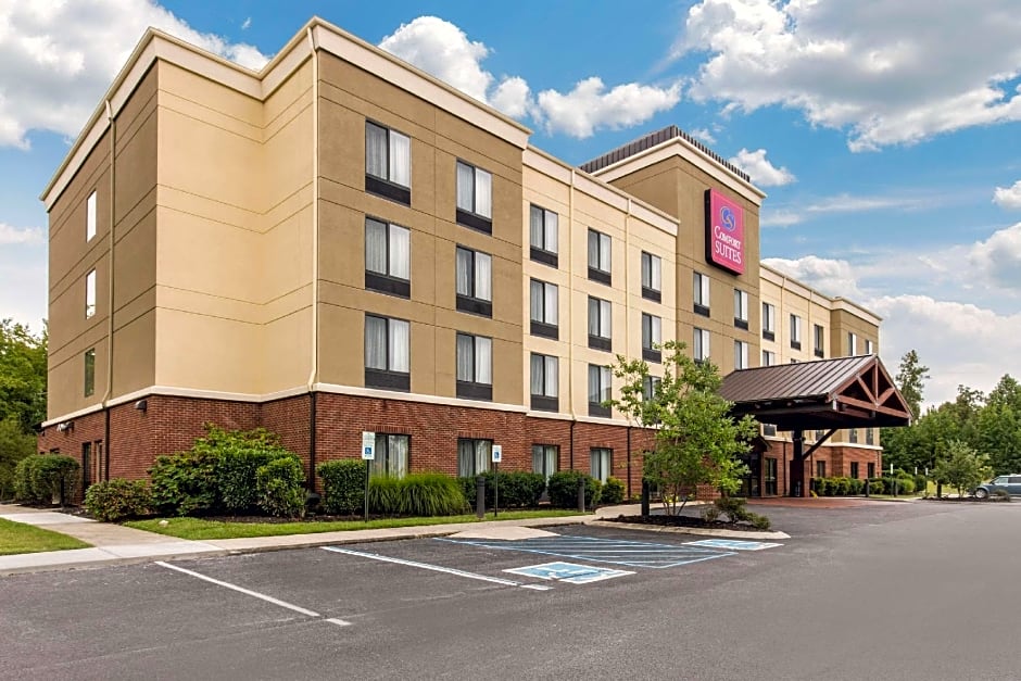 Comfort Suites Manchester near Arnold AFB