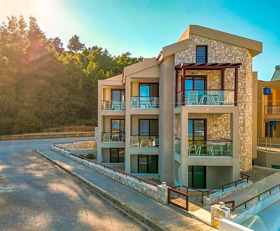 Elpiniki Luxury Rooms