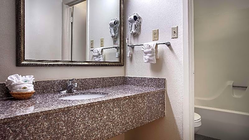 Best Western Palestine Inn