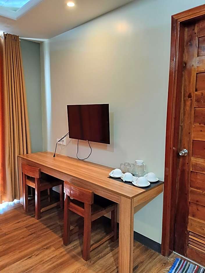 Norlu Cedec Midpoint Hotel