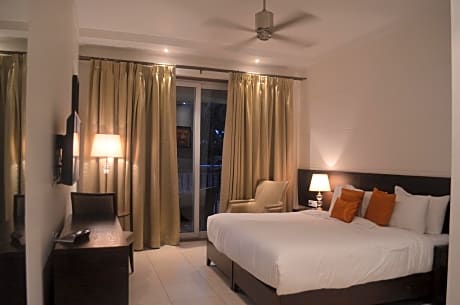 Deluxe Room with Balcony