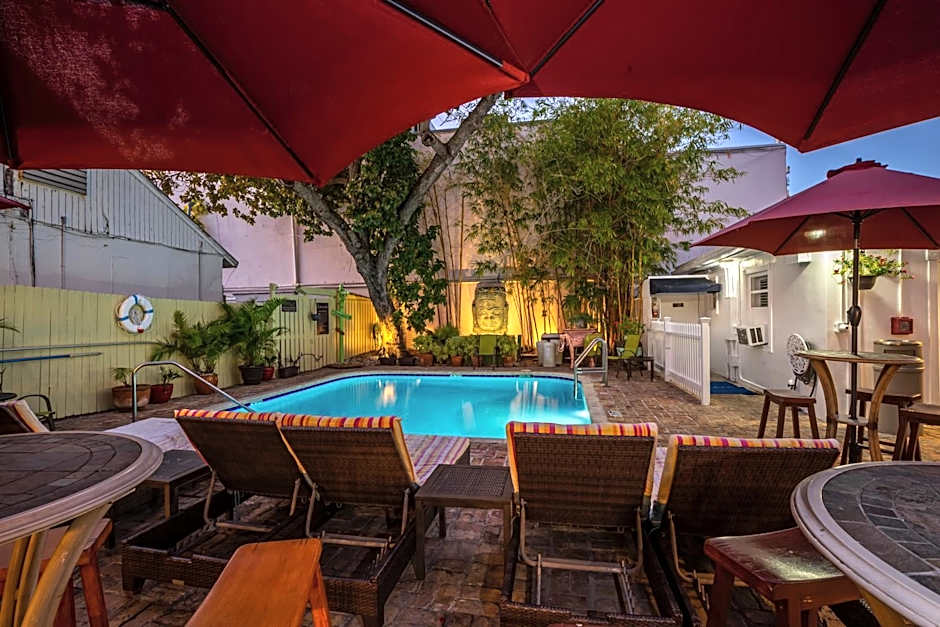 Duval Inn - Key West