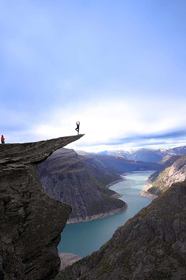 Trolltunga Camping