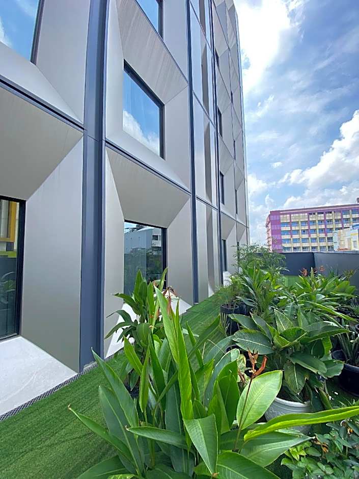 ibis Palembang Sanggar