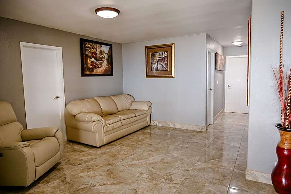 Half Acre Oceanfront Paradise With Private Pool, Jacuzzi, Fire Pit, Beach Access