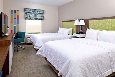 2 Queen Beds Nonsmoking