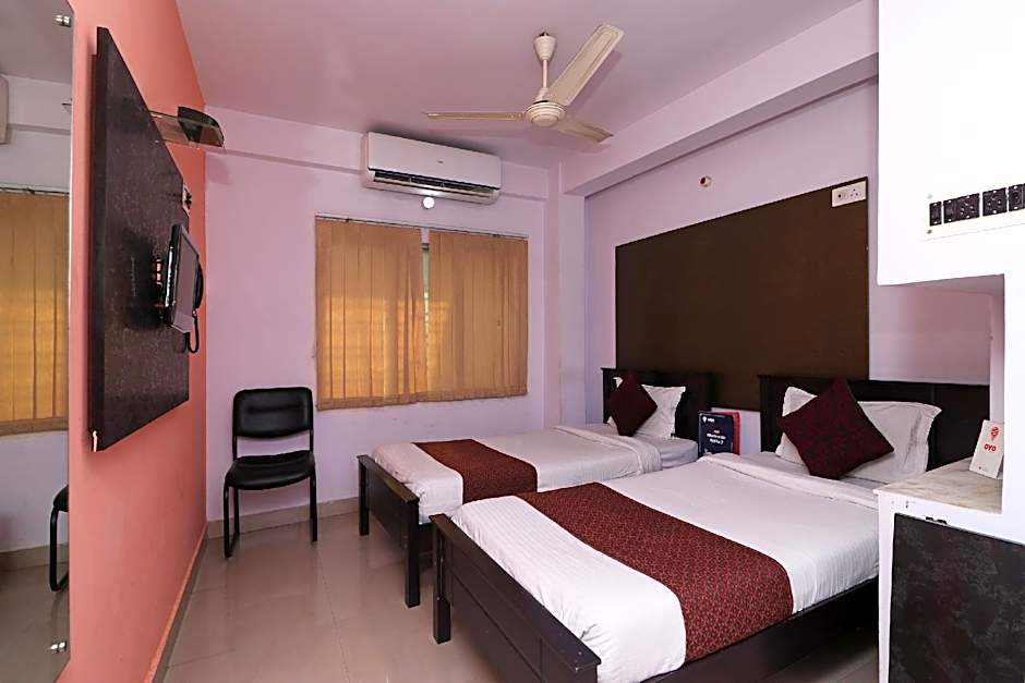 OYO 1694 near Nicco Park – Calcutta, LA