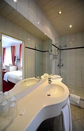Classic Triple Room