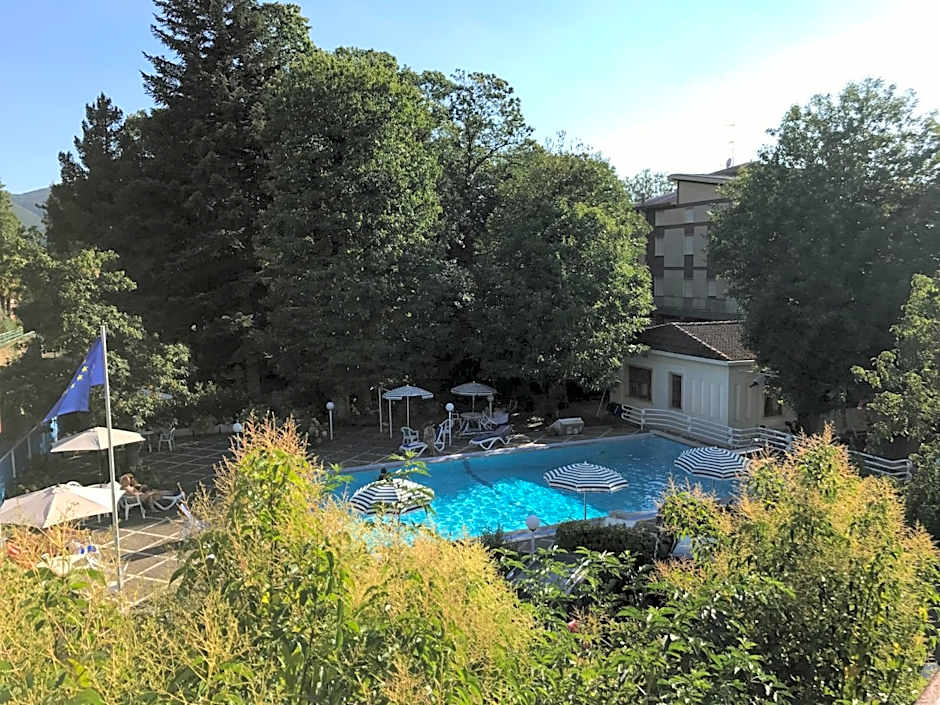Mondial Park Hotel