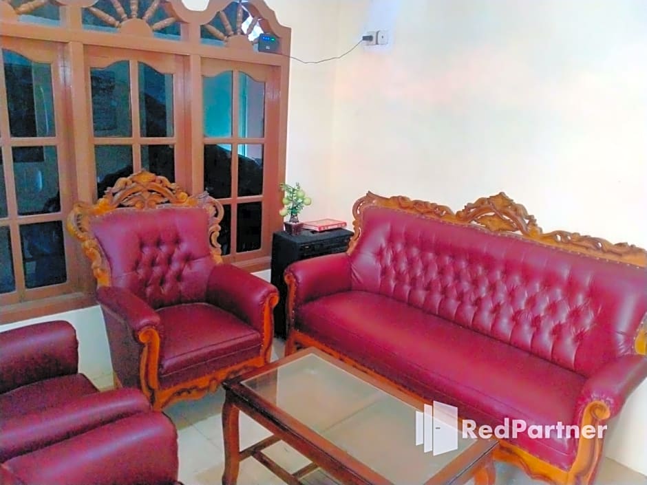 Navisha Guest House Syariah near Exit Tol Batang RedPartner