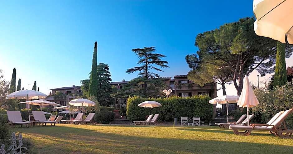Relais Santa Chiara Hotel