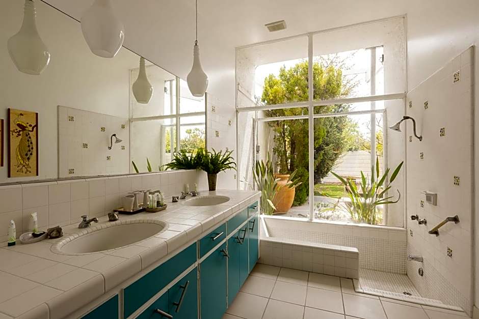The Monkey Tree Hotel Buyout by AvantStay Entire Hotel Buyout! Funky Rooms with Modern Amenities!