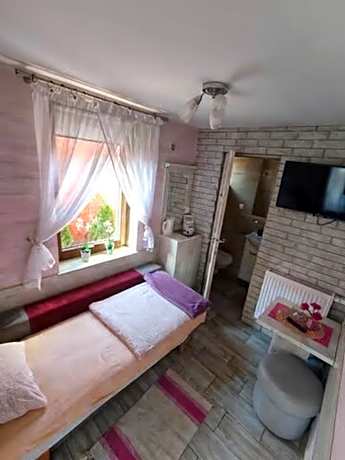 Single Room with Private Bathroom