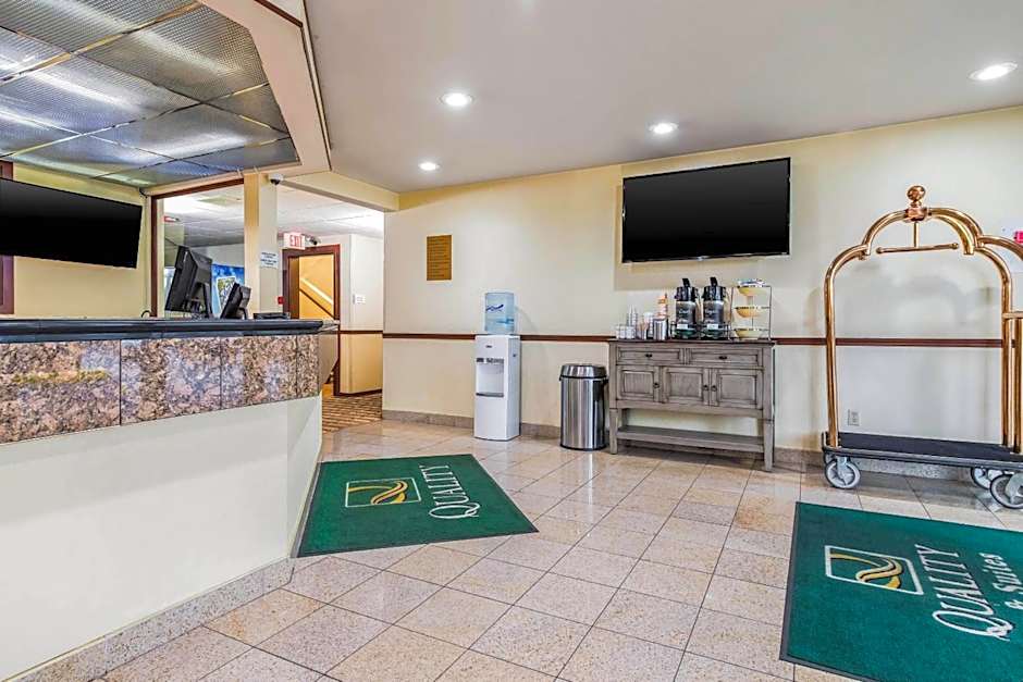 Quality Inn & Suites Lacey Olympia