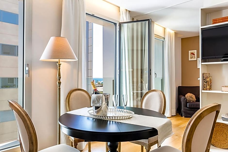 Urban Districs Apartments Rambla Suite & Pool