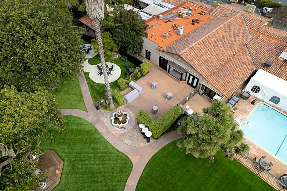 Inn Marin and Suites, an Ascend Collection Hotel