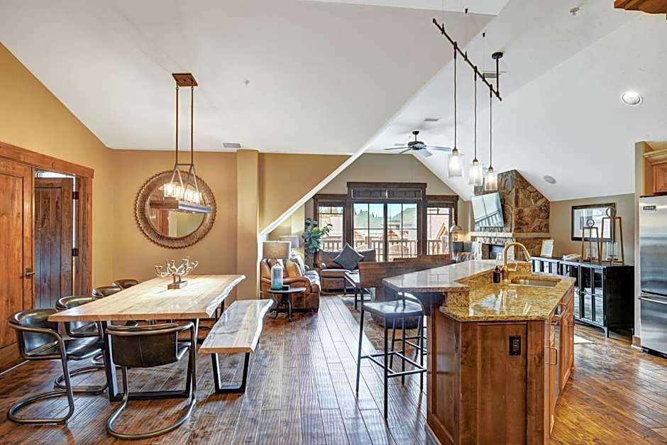 Crystal Peak Lodge By Vail Resorts