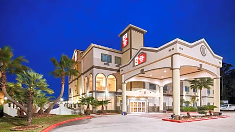 Best Western Plus New Caney Inn & Suites