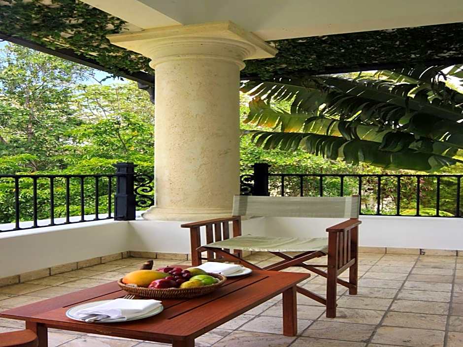 Casa Colonial Beach & Spa