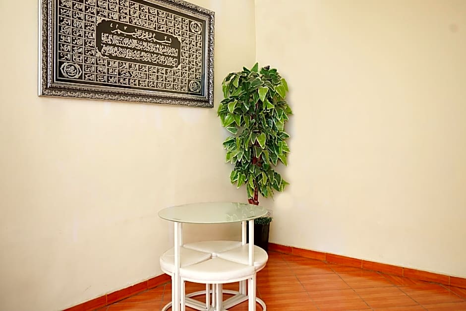 Urbanview Hotel Syariah Ratu Elok Banjarbaru by RedDoorz