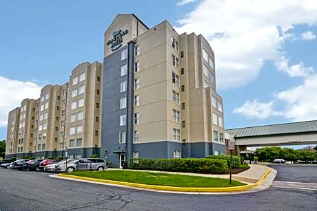 Homewood Suites By Hilton Dulles Int'L Airport