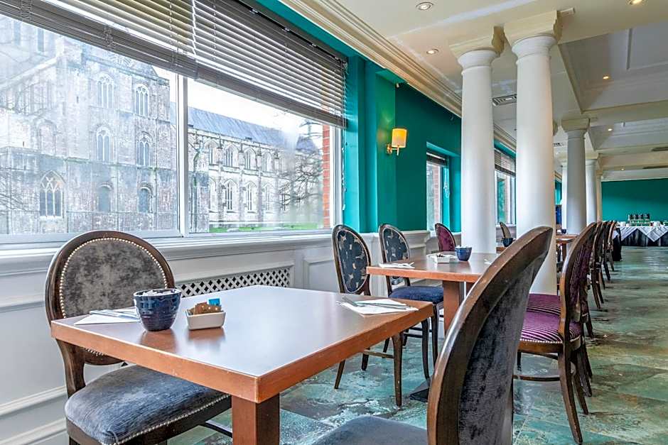 Winchester Wessex Hotel by Sunday