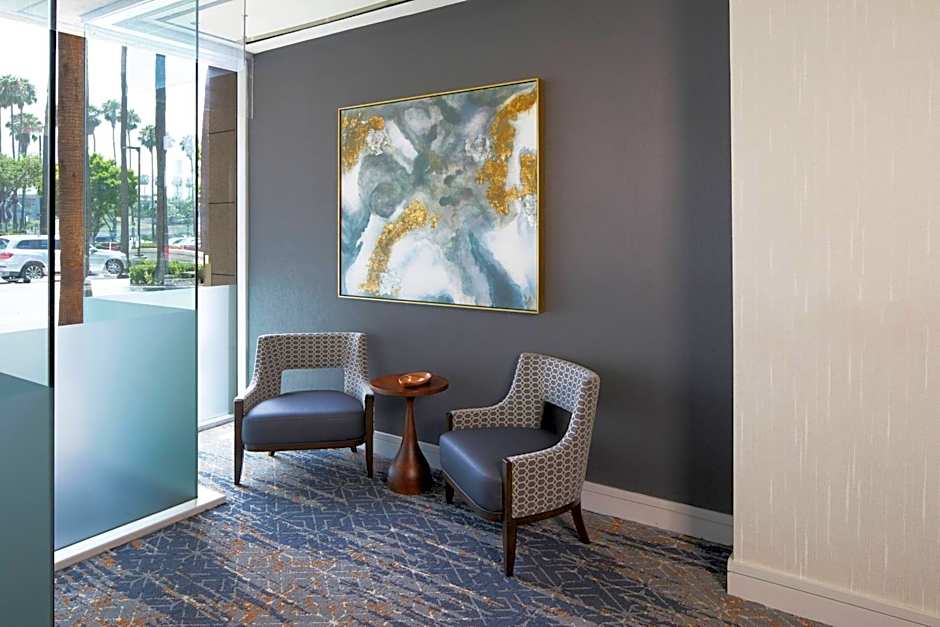 Courtyard by Marriott Los Angeles LAX/Century Boulevard