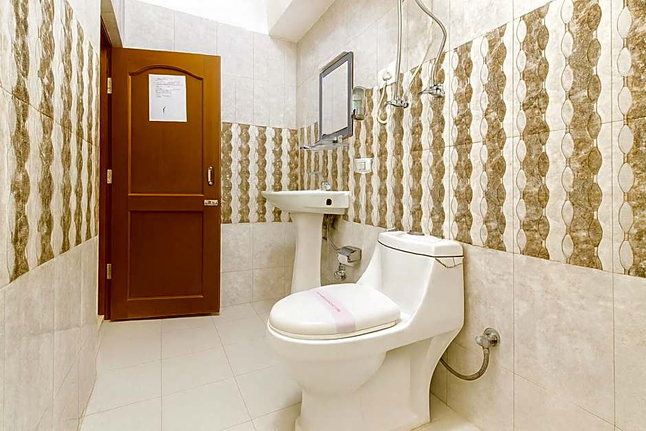 Hotel White Yak