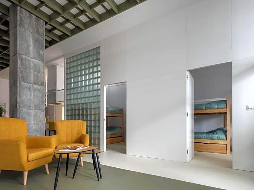 Arribada by Estela do Mar