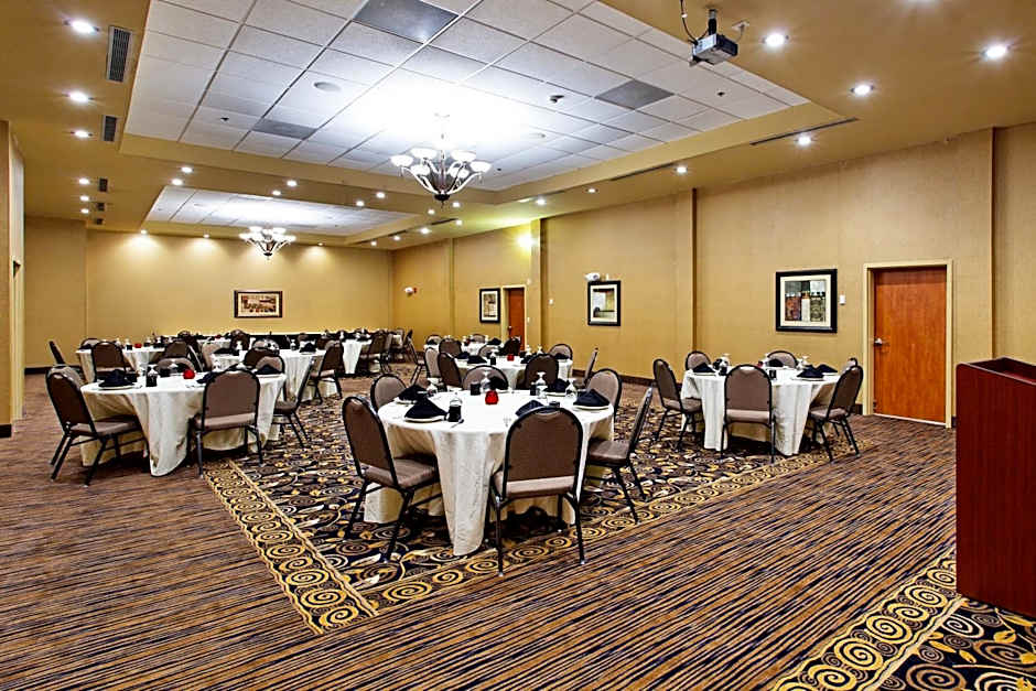 Holiday Inn Hotels Batesville By IHG
