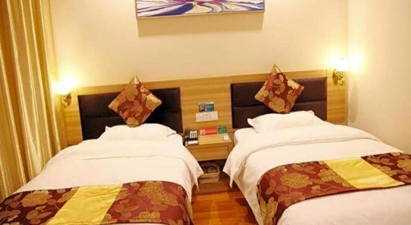 GreenTree Alliance Yichang East Yichang Station Hotel