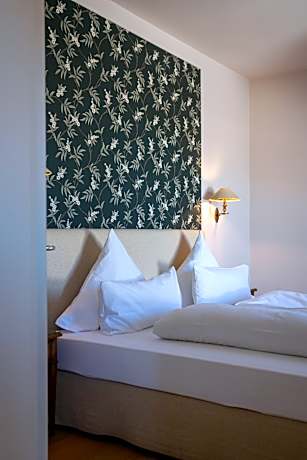 Junior Suite with Balcony