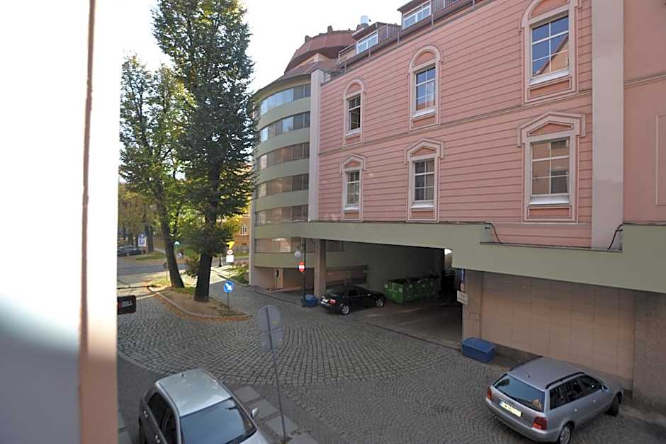 SleepZone Apartments