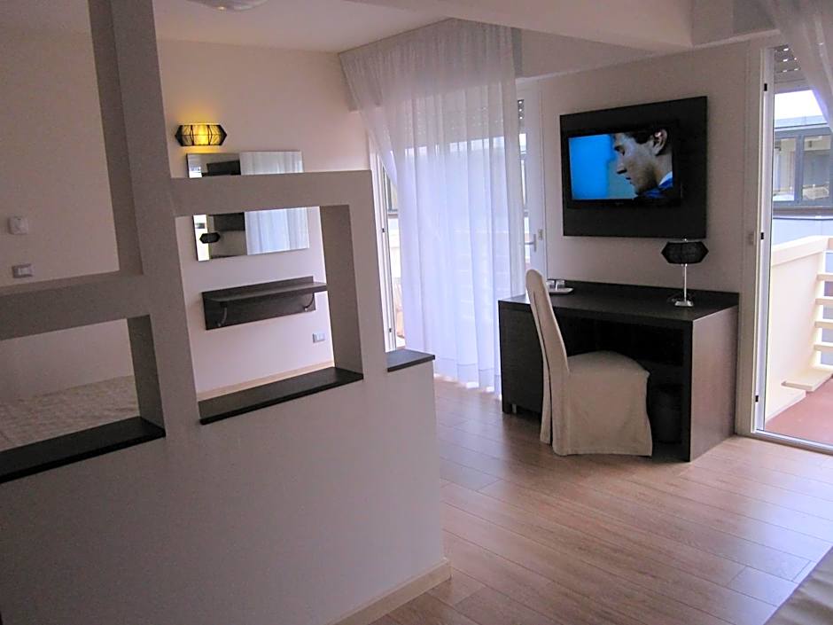 Hotel Eros