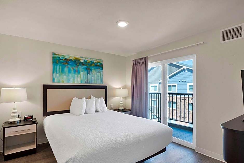 WaterWalk Extended Stay by Wyndham Charlotte - Arrowood