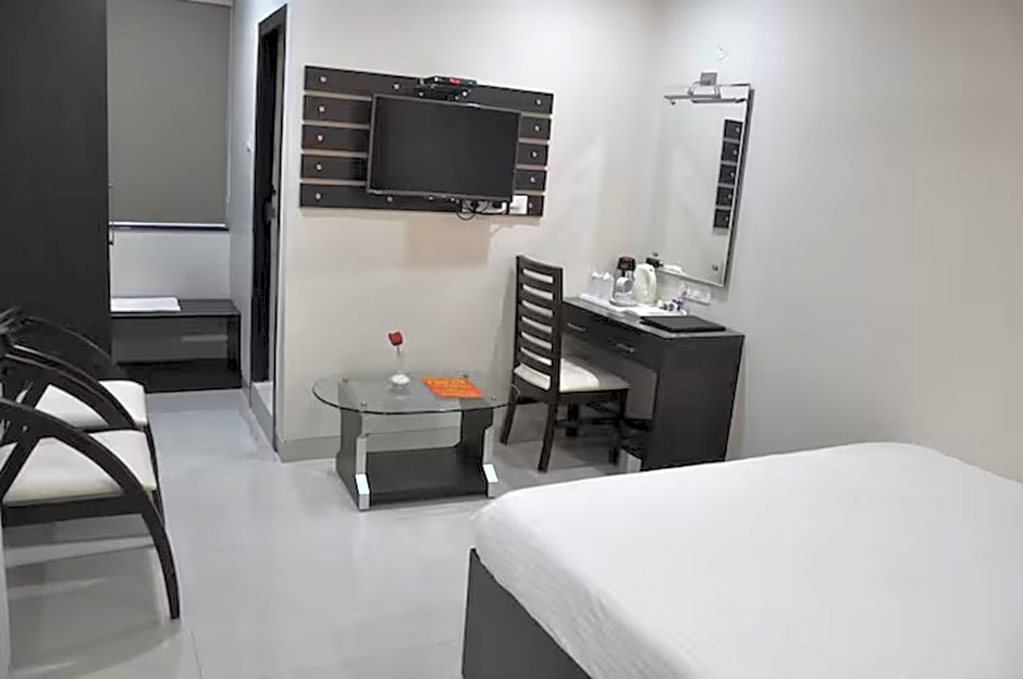 Savera A Luxury Business Hotel