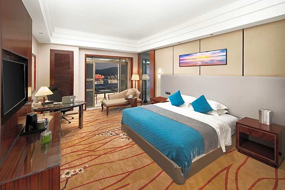 Longjiang Country Garden Phoenix Hotel