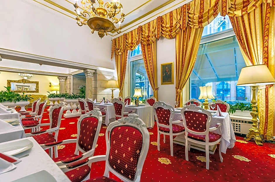 Hotel Imparatul Romanilor