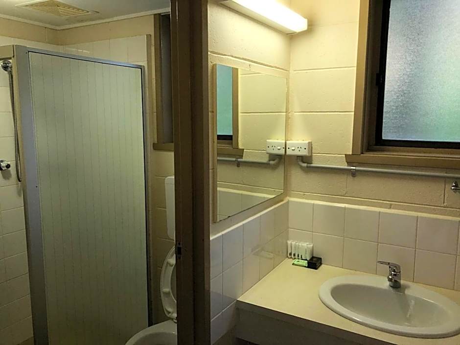 Green Gables Motel in Warburton